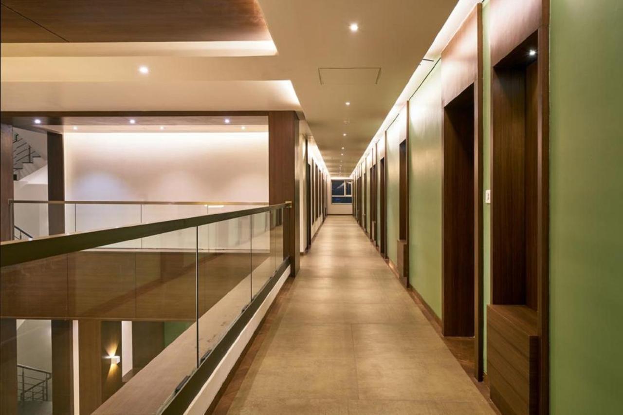 Hotel Shlok Kolhapur Extérieur photo