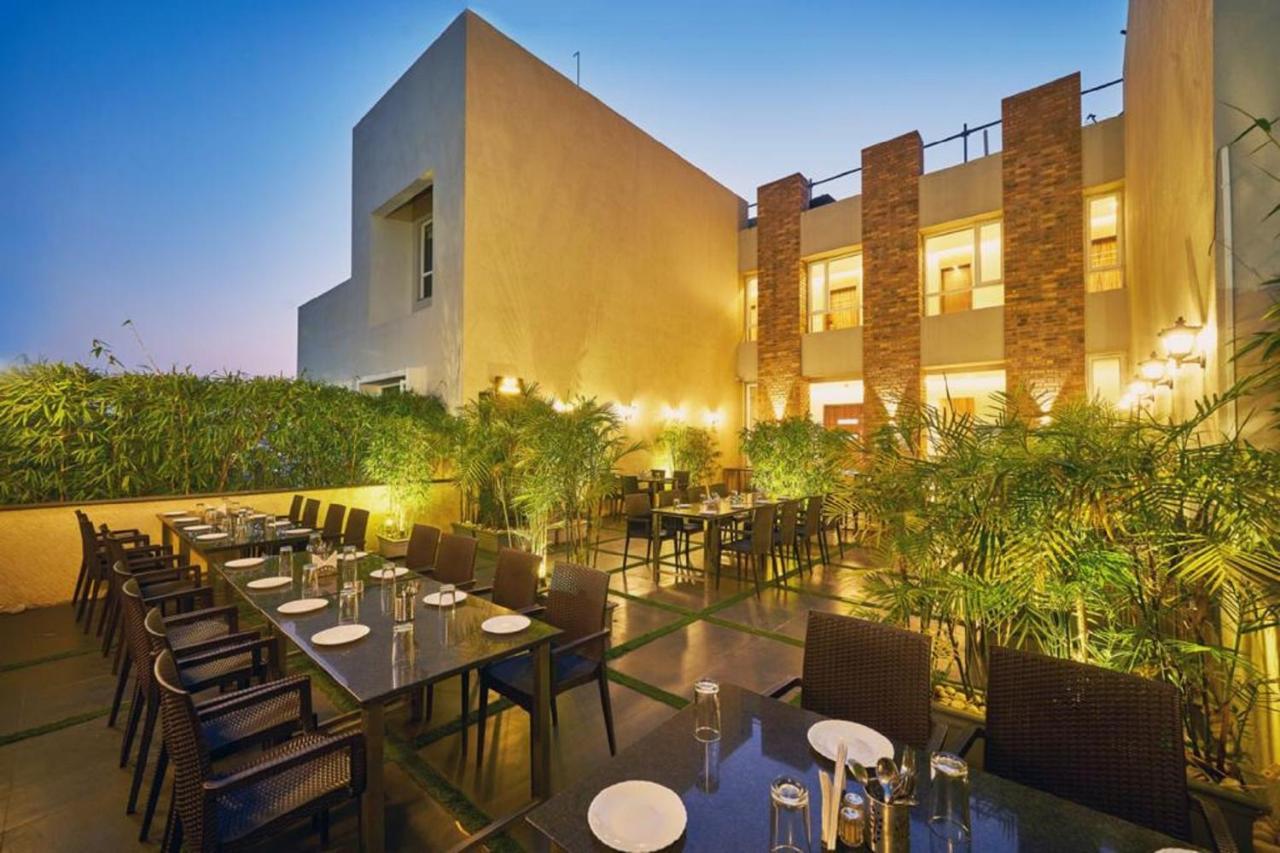 Hotel Shlok Kolhapur Extérieur photo