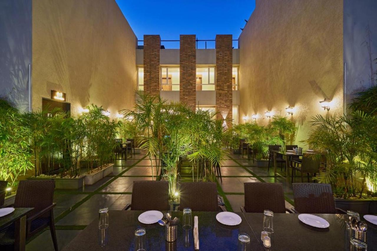 Hotel Shlok Kolhapur Extérieur photo